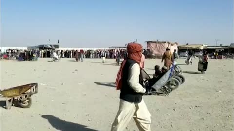 Los cruces entre Pakistán y Afganistán no se detienen aún con los talibanes al mando
