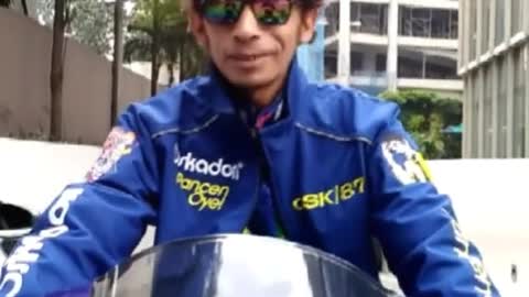 Orang mirip Rossi part 2