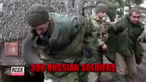 Missiles strikes as Ukrainian man live video