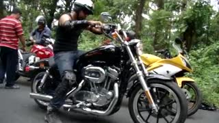 Harley Davidson SuperLow 883_-_Riding impression & sound