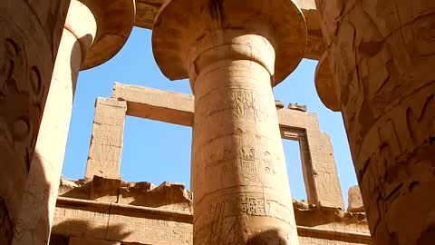 Tour in Karnak temple
