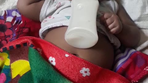 How to feed a baby girl