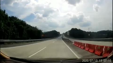 Dash Cam "Crash in tol Solo-semarang"