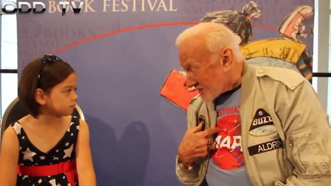 Buzz Aldrin tells little girl we never went to the moon