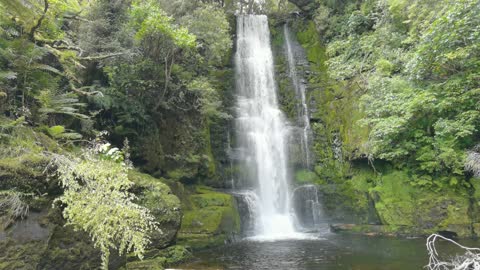 McLean Falls - Waterfall height 22m