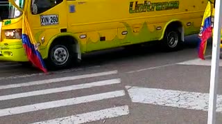 Videos del plan tortuga que adelantan los conductores de buses en Bucaramanga