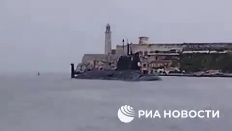 A Russian submarine powered by nuclear energy has reached the shores of Cuba.