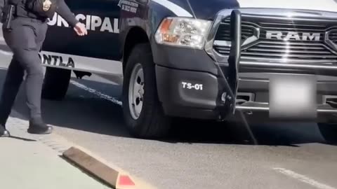 Guy jokes with municipal patrol cop