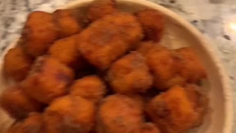 Air fryer idea! Cinnamon sweet potato puffs! 192 calories per serving!