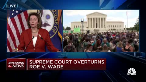 Pelosi MELTS DOWN after Roe v. Wade is overturned: "What's happening?!"