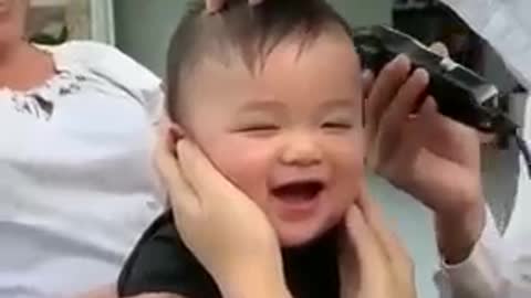 Adorable babie heartwarming reaction to haircut
