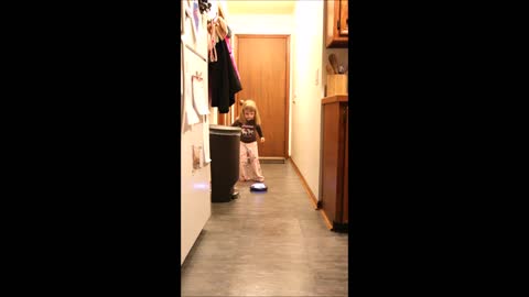Toddler helps dad review 'Amazing Hover Ball'