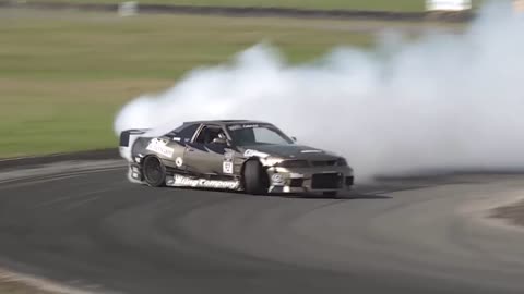 See how a professional drifter pilots!