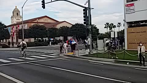 10/31/2020 maga rally beverly hills perimiter