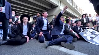 Israeli police, ultra-Orthodox students clash over conscription