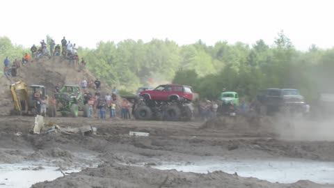 Perkins Big Crash Freestyle Mudding At Michigan Mud Jam 2013 View 1