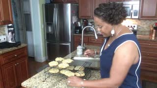 How To Make Delicious Easy Chocolate Chip Cookies Recipe