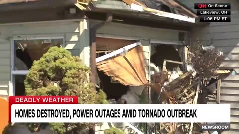 Man trapped with kids inside Walmart during tornado describes the experience