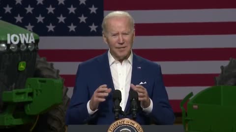 A bird POOPED on Biden while he was giving a SPEECH in Iowa