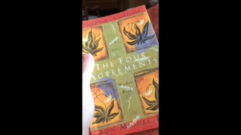 Jamie's Bookshelf: The Four Agreements