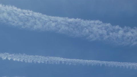 New Type Of Chemtrail?
