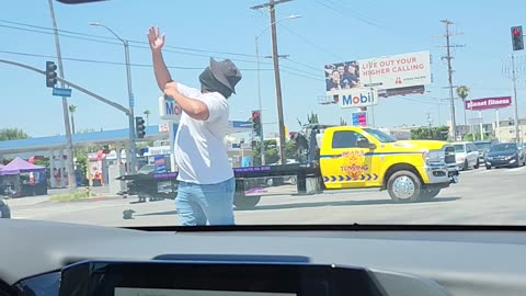 No tips for ball dropping Juggler on Sepulveda bl.