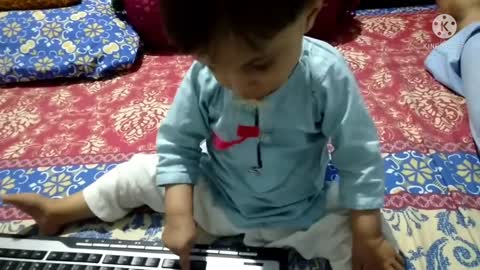 Cute baby playing with keyboard|| Lovely babies|| Baby using keyboard | Royalty.....|