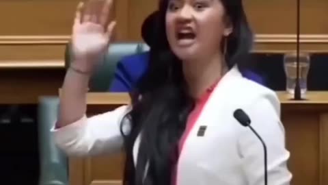 21-year-old Mäori MP performs haka before parliament speech in New Zealand