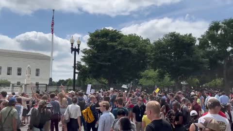 Crowd outside #SCOTUS continues to grow following decision that struck down #RoeVsWade