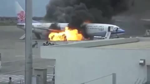 Plane Crash Accident-Airplane Crash