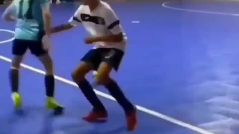 How to give a phenomenal dribble