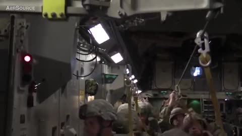 Paratroopers static line jump from c-17 #Russia #paratroopers