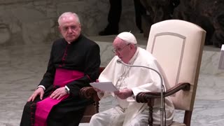 Un hombre interrumpe a gritos la audiencia general del papa Francisco