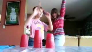 SPORT STACKING _ NEW RECORD CYCLE OF 9.85 SECONDS