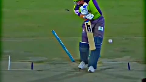 Wait Fir M Amir Inswing #shortvideo #viralshort #trendingvideo #cricketlover