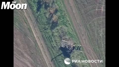 Ukrainian M109 Paladin destroyed by Russian UAV Lancet drone