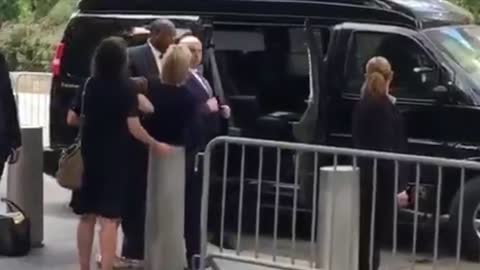 Hillary Clinton Fainting At 911 Ceremony on Sept 11th, 2016