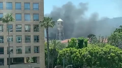 WARNER BROTHERS STUDIO ON FIRE !!!