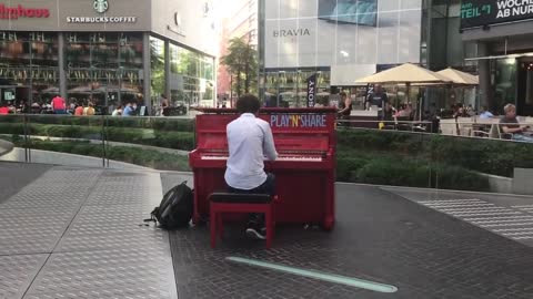 Thomas Krüger – 'Children' (Robert Miles) at Sony Center Berlin