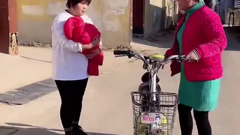 Funny video #fun, #funny #chinese #love #smile