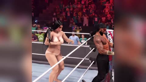 Roman Reigns vs Ratu Bollywood di WWE 2K23