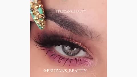 15 Glamorous Eye Makeup Ideas & Eye Shadow Tutorials | Gorgeous Eye Makeup Looks