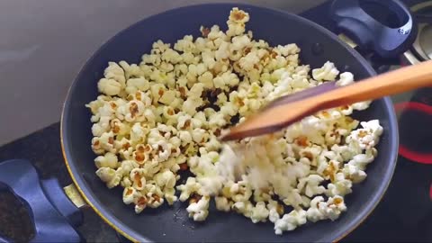 Caramel Popcorn__Easy Homemade Popcorn__Eat On Time