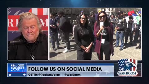 Bannon : Kaitlin Collins Runs Away From Laura Loomer