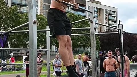 Perfect form explosive muscle ups?