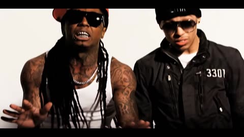Lil Wayne - 6 Foot 7 Foot ft. Cory Gunz (Official Music Video)
