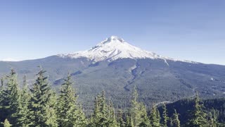 Mount Hood Summit in WINDY Peace & Serenity! – Mount Hood – Oregon – 4K