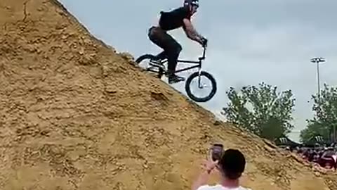 cycle stunt