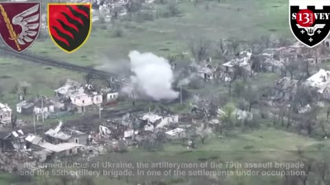 Ukrainian artillery "saved" a Russian vehicle that sank into the mud carrying fighters