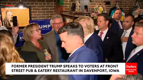 WATCH- Trump Surprises Iowa Voters With Visit To Restaurant